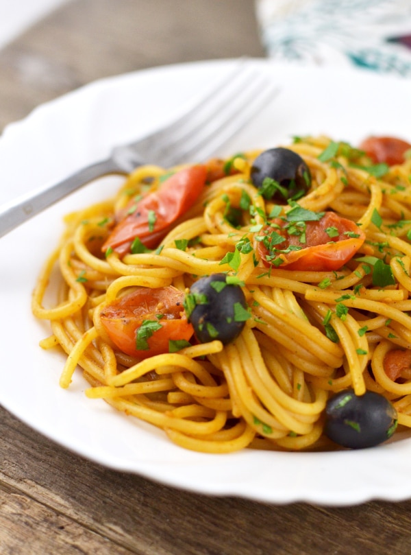 Spaghetti Alla Puttanesca Recipe - Inside The Rustic Kitchen