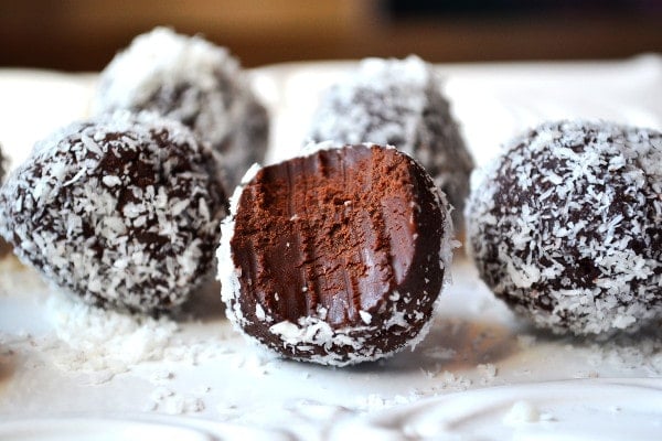 Dark chocolate avocado truffles www.insidetherustickitchen.com