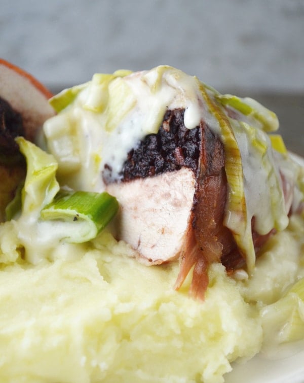 black pudding stuffed chicken with cheesy leeks www.insidetherustickitchen.com