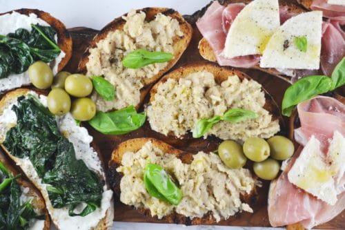 Crostini Three Ways Recipe - Three delicious and super easy crostini ideas that are perfect for parties, you will love it!