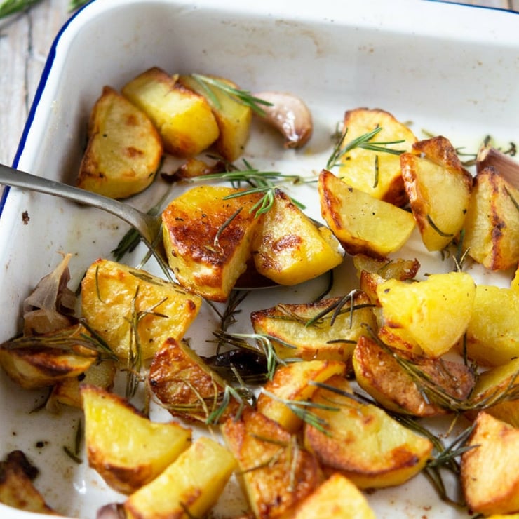 Italian Roasted Potatoes - Baking Mischief