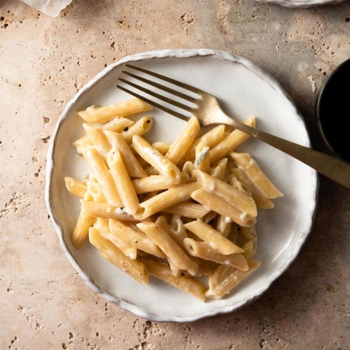 Rigatoni with Creamy Gorgonzola