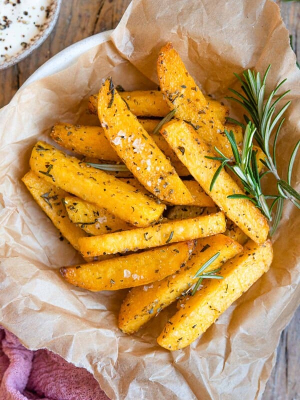 Polenta shaped as fries in a bowl