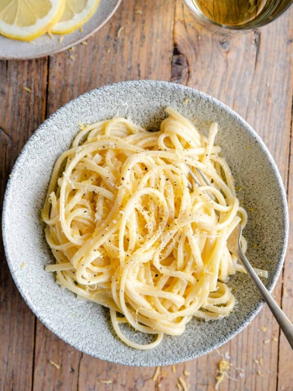An overhead shot of pasta al limone in a bowl