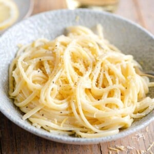 A close up of pasta al limone (lemon pasta) in a bowl