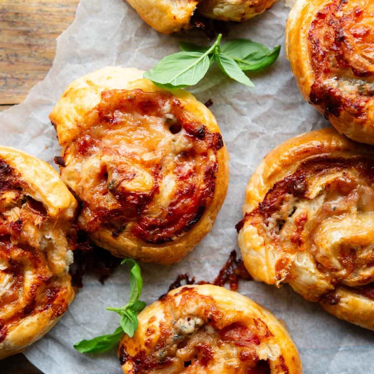 Pizza Pinwheels with Gorgonzola and Prosciutto
