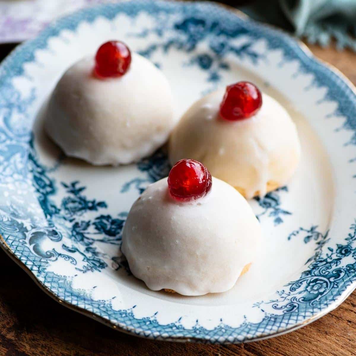 Minne di Sant'Agata (Sicilian Pastries)